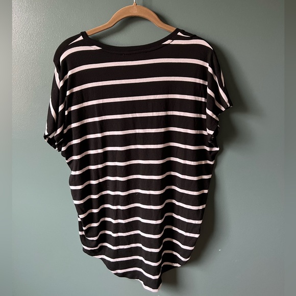 Express Tops - Picture 13 of 13